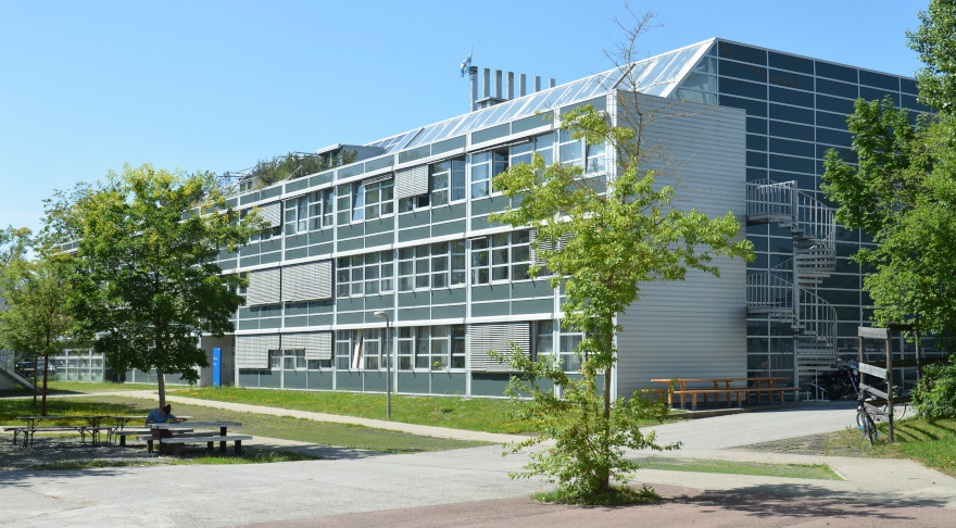 Institutsgebäude an der Technischen Universität München (TUM)