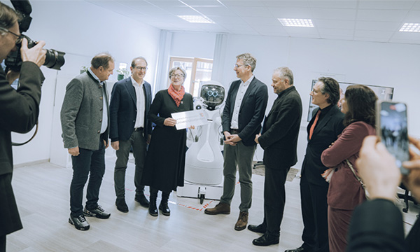 Wissenschaftsminister Markus Blume am TUM Campus für Geriatronik in Garmisch-Partenkirchen